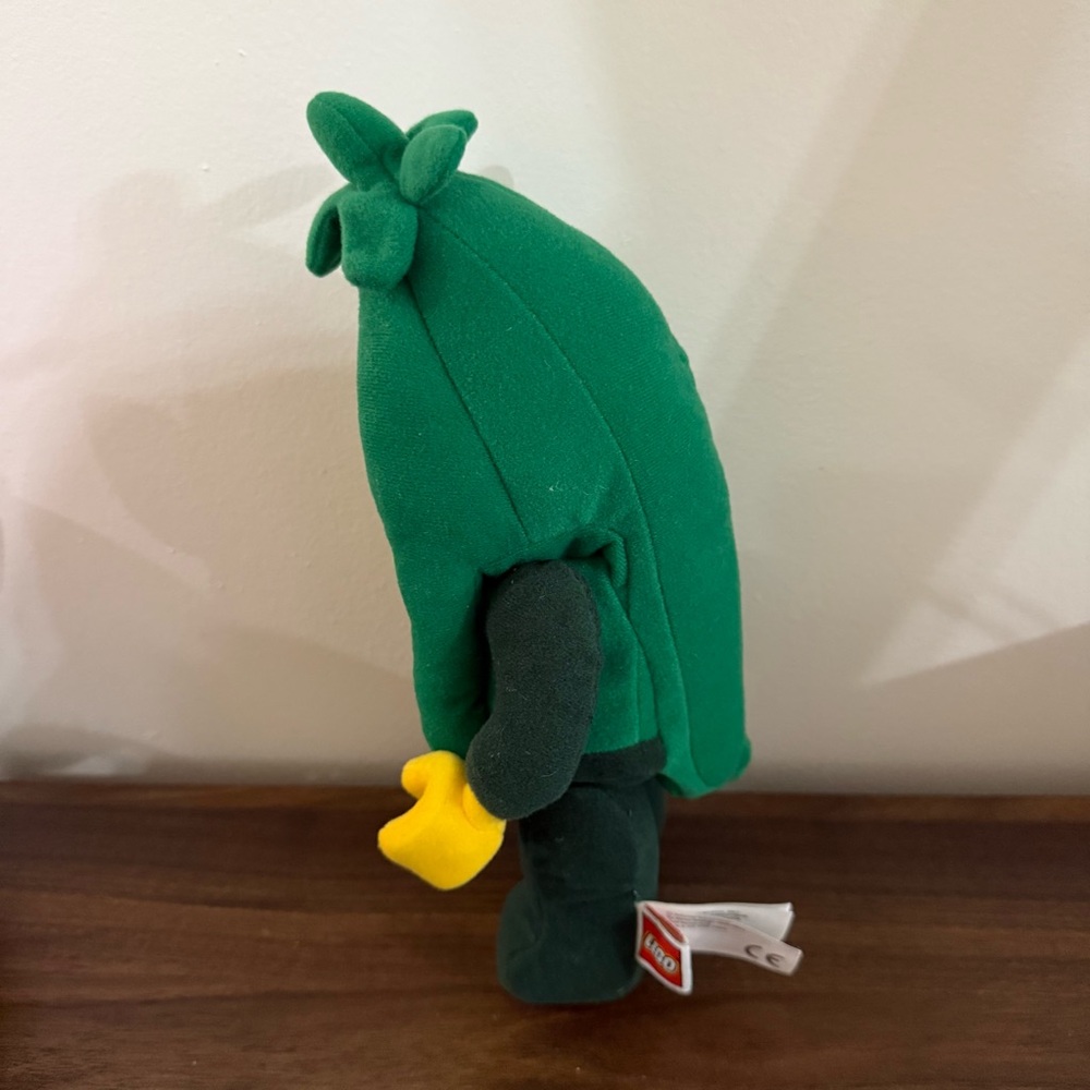 LEGO Pea Pod Girl Plush 11 Minifigure Soft Toy Green - Picture 4 of 5
